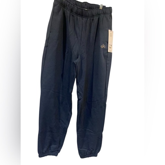 ALO Yoga Pants - NWT Alo Yoga accolade sweatpants NAVY Size L